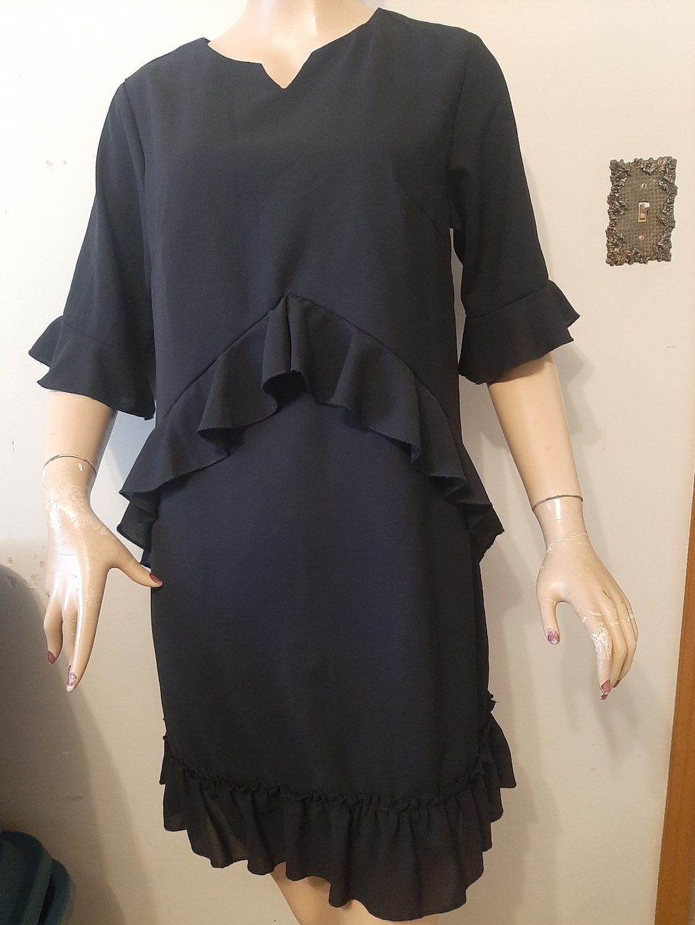 Cherfly Black Ruffle Shift Dress Women's Small New with Tags